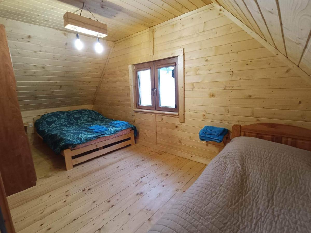Domek W Swiatkowej Krempna Екстериор снимка
